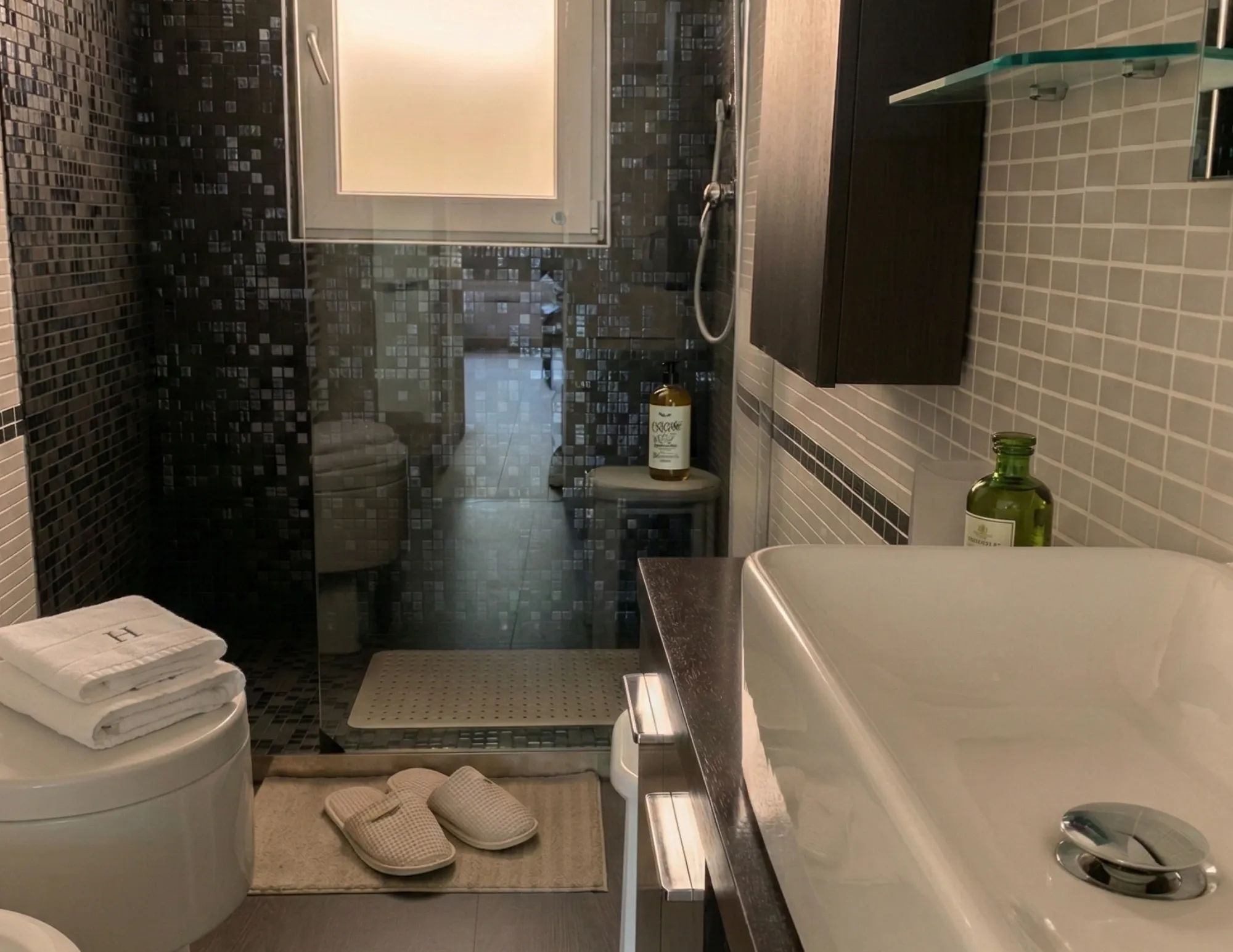 Il bagno dell'appartamento
